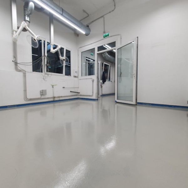 Ciclul Autonivelant Solvent Mat Pardoseli