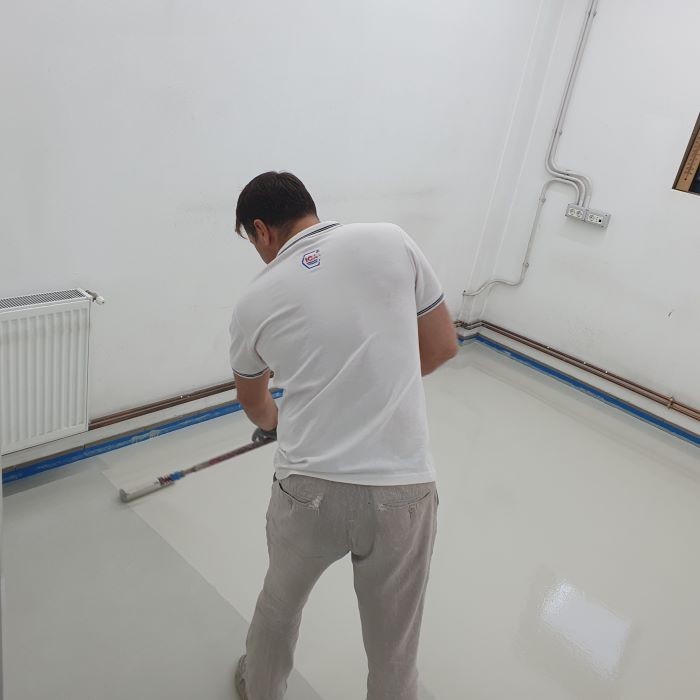 Ciclul Autonivelant Solvent Mat Pardoseli