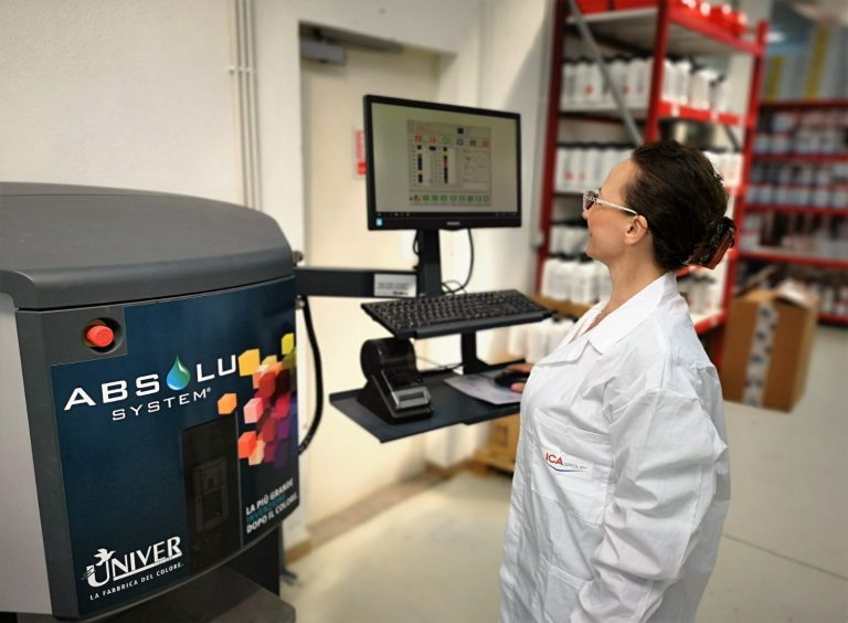 Laboratorul de culoare Aquatec Evolution