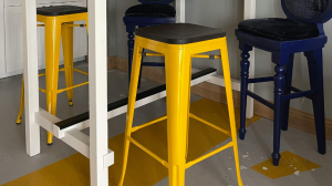 Mobilier metalic